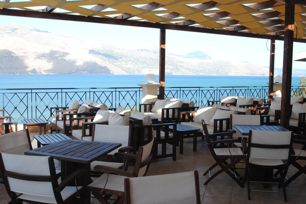 Lazaratos Hotel Kouvalata Buitenkant foto